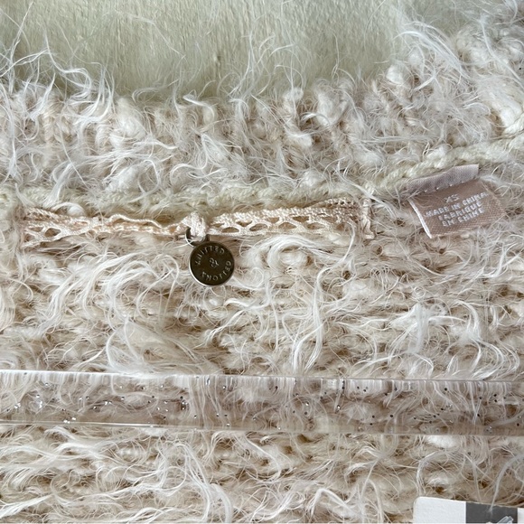 NWT Anthropologie Fuzzy Sweater - Picture 6 of 7